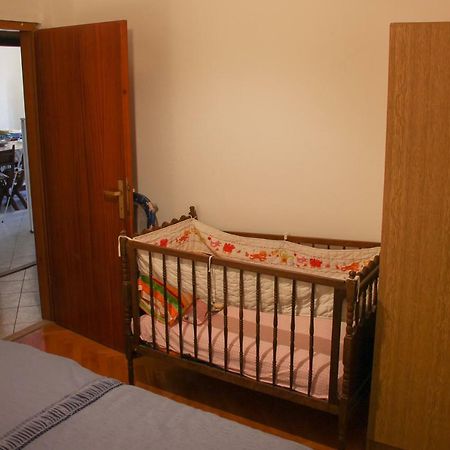 Apartmani Nada Seget Vranjica Exterior foto