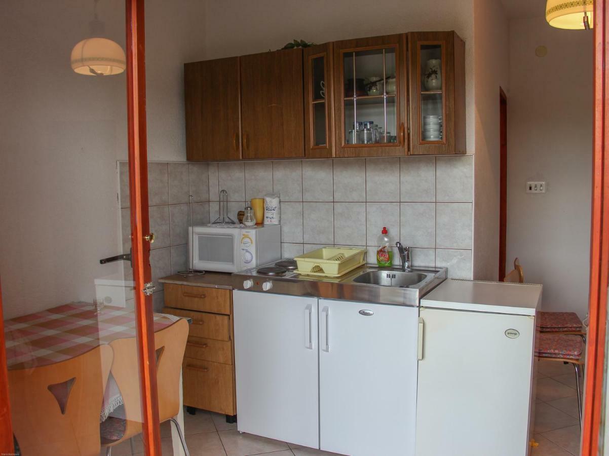 Apartmani Nada Seget Vranjica Exterior foto